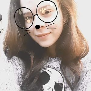 Meet your Posher, Lauryn